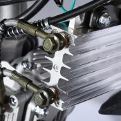 Chłodzenie cieczą a chłodzenie powietrzem – które lepsze?